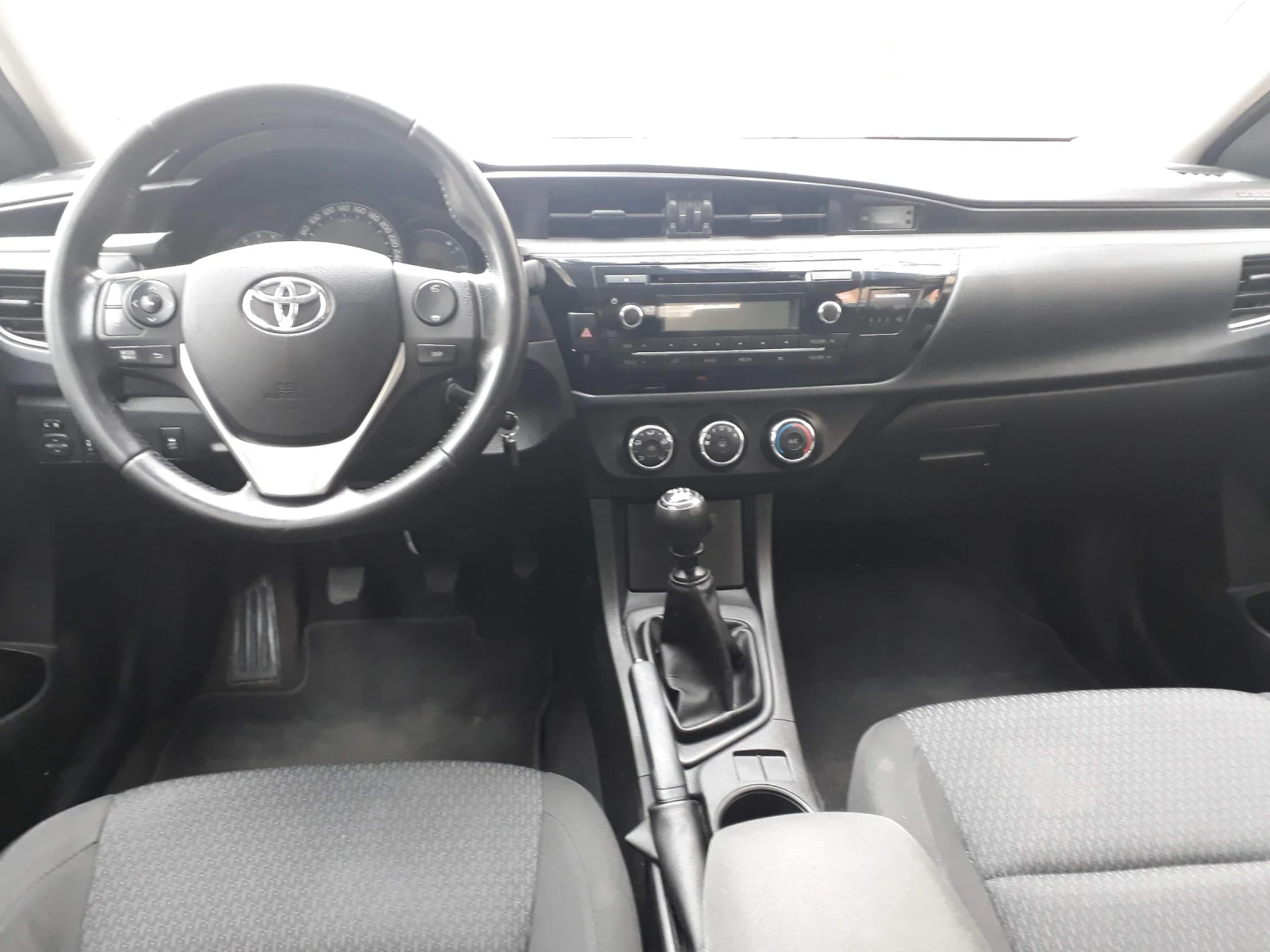 Toyota Corolla 1.6 VVT-i  - изображение 9
