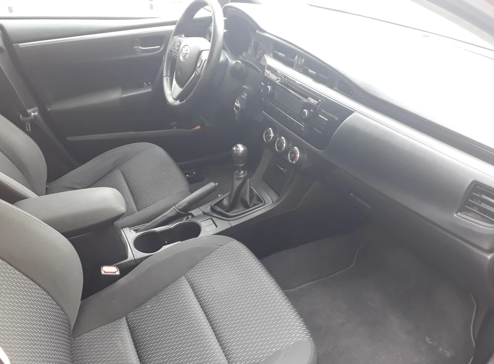 Toyota Corolla 1.6 VVT-i  - изображение 8