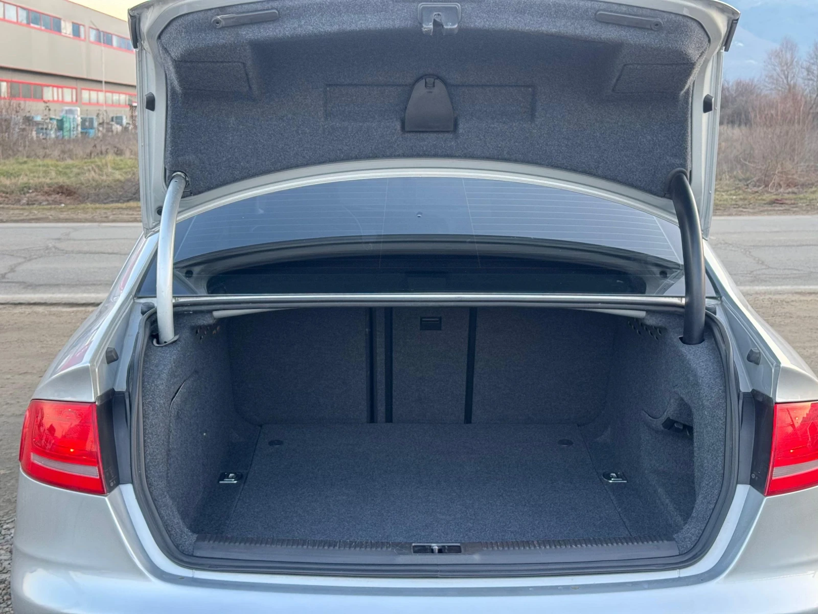 Audi A4 2.0TDI 143k.s 6s.k ������ | Mobile.bg � ����������� 11