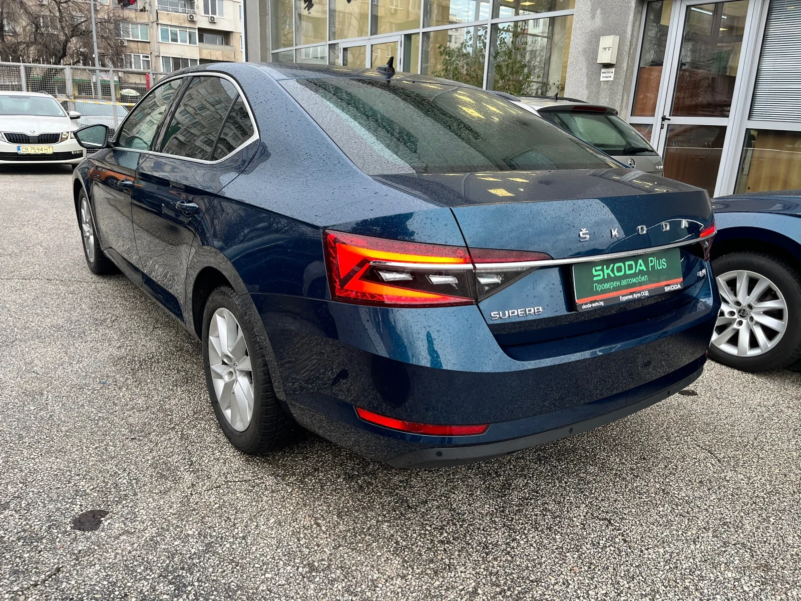 Skoda Superb 2.0TDI 7DSG 4X4 - изображение 4