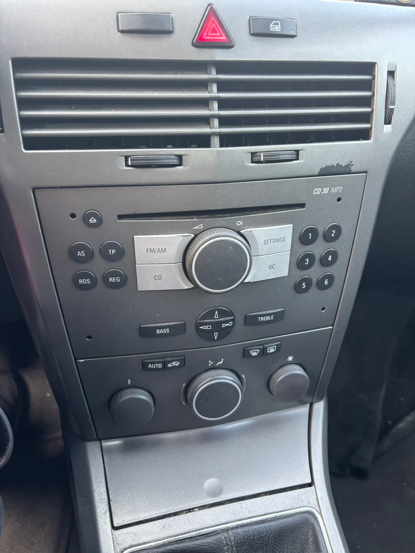 Opel Astra, снимка 2 - Автомобили и джипове - 53976246