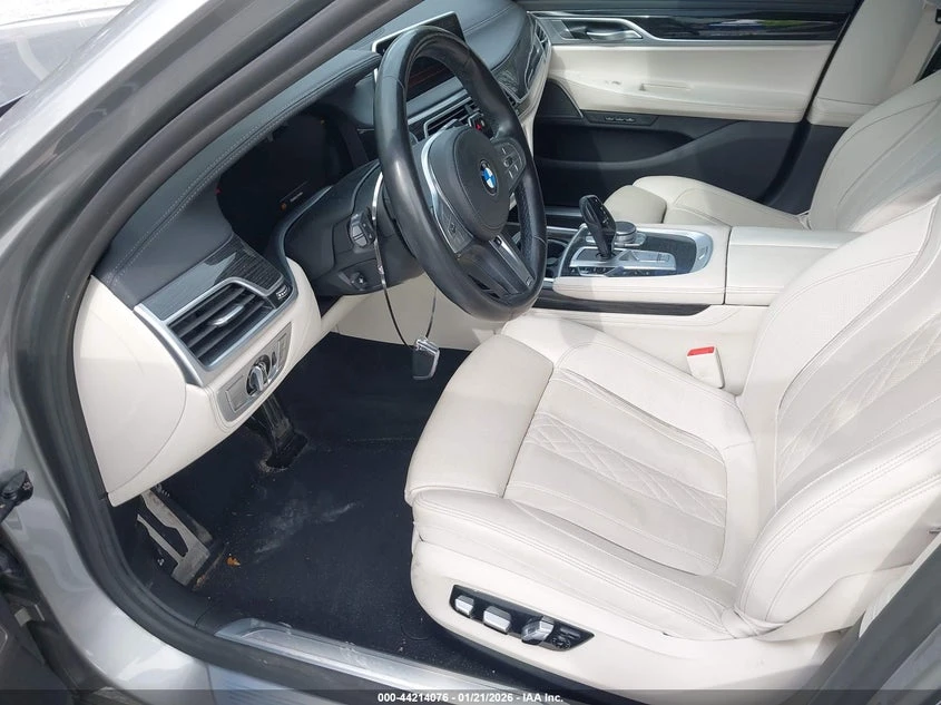 BMW 740 3l I, снимка 5 - Автомобили и джипове - 54071517