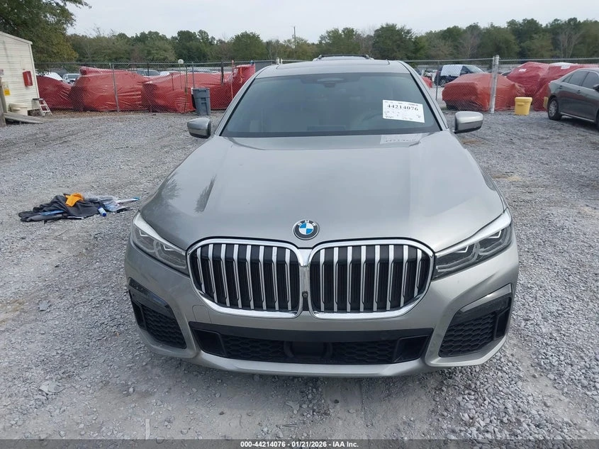 BMW 740 3l I, снимка 12 - Автомобили и джипове - 54071517