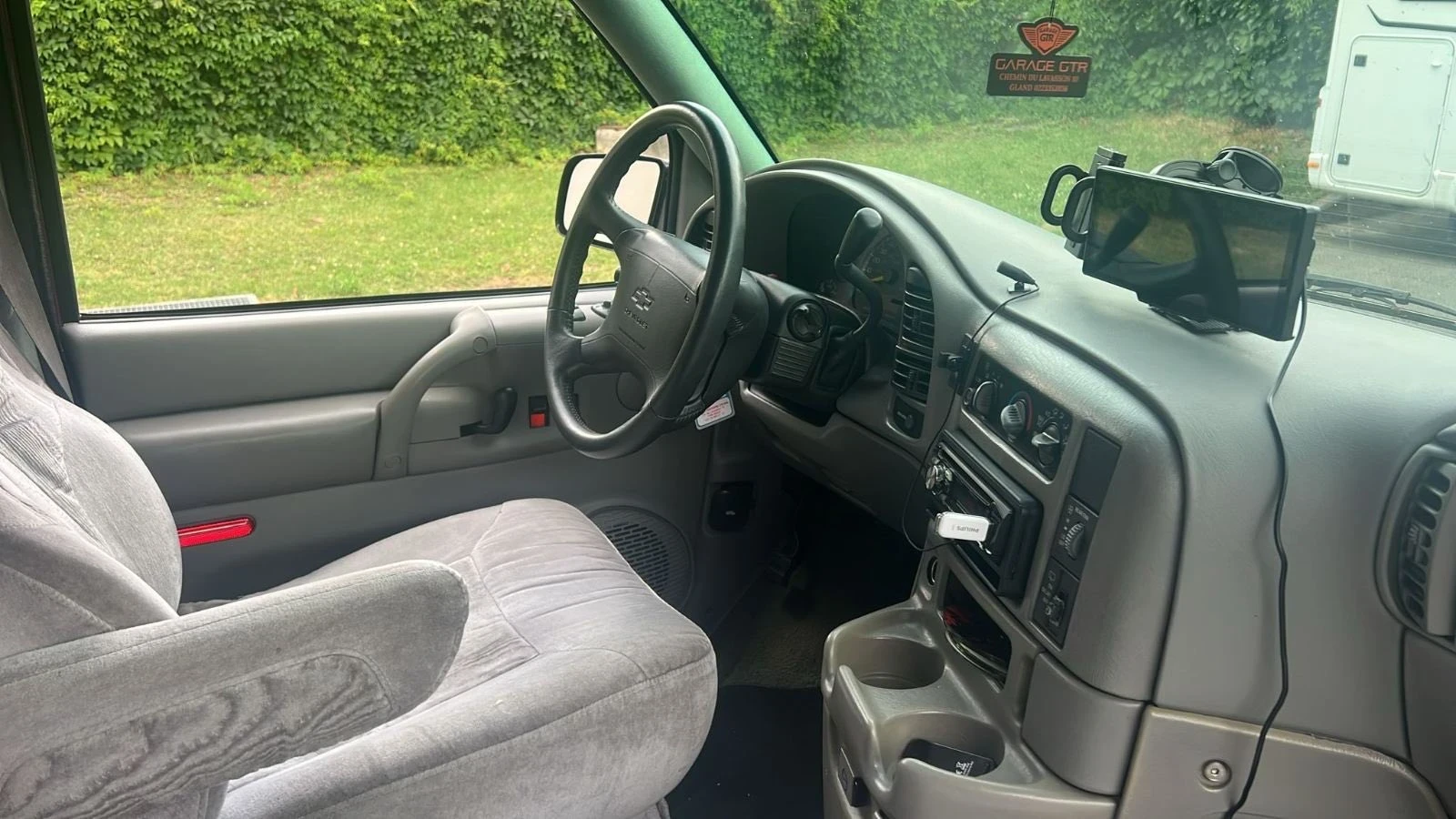 Chevrolet Astro 4.3 v6, снимка 6 - Автомобили и джипове - 54150380