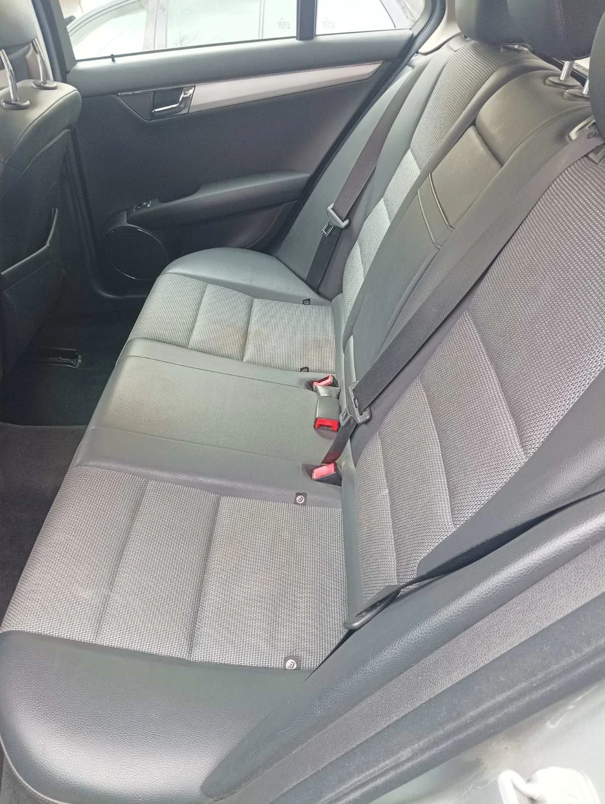 Mercedes-Benz C 220 2.2d 170K.C.2011�/Avangarde/646 | Mobile.bg � ����������� 11
