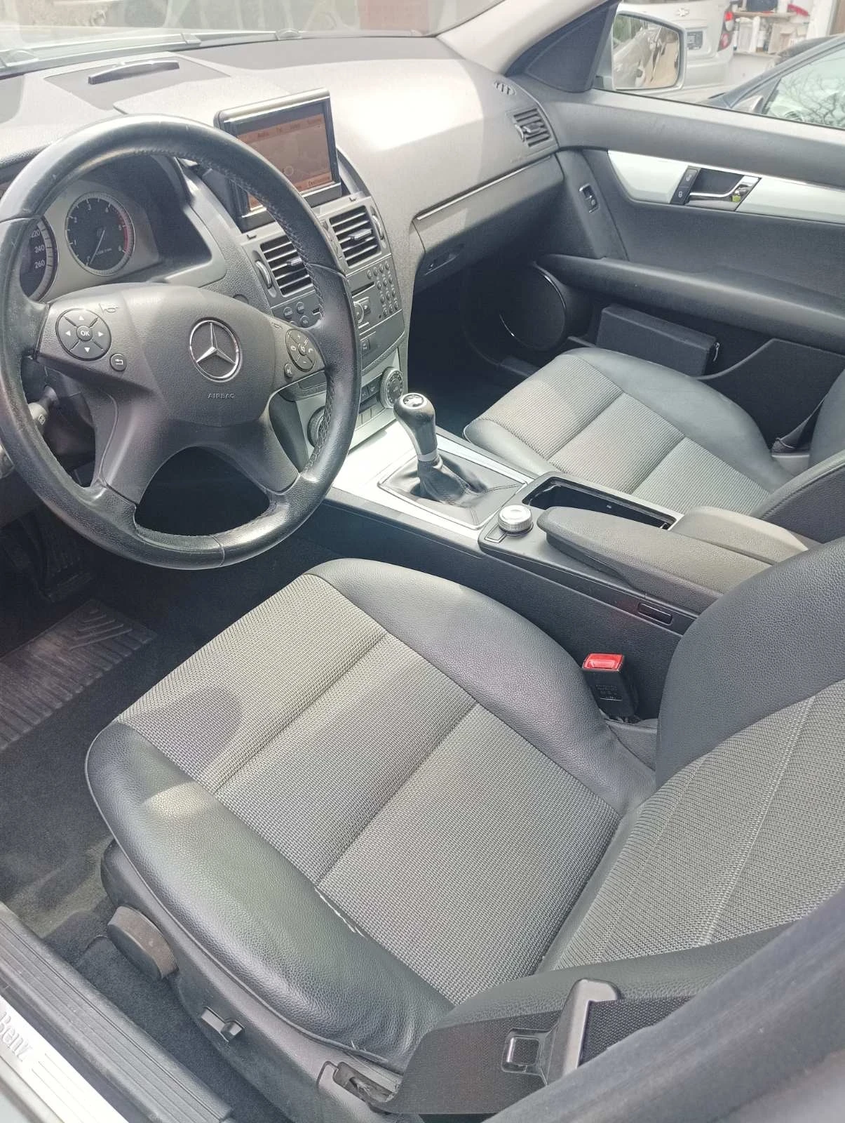 Mercedes-Benz C 220 2.2d 170K.C.2011�/Avangarde/646 | Mobile.bg � ����������� 9