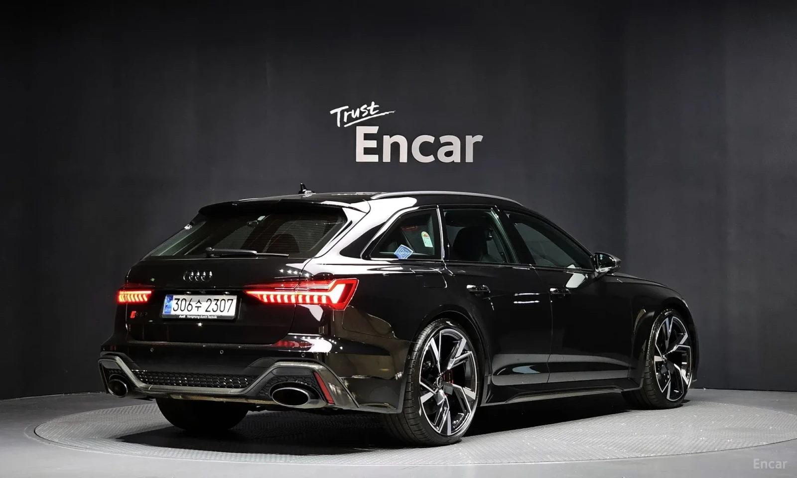 Audi Rs6 AVANT* PERFORMANCE* BEZ ANALONG* V8* TOP OFERTA* , снимка 2 - Автомобили и джипове - 55321396