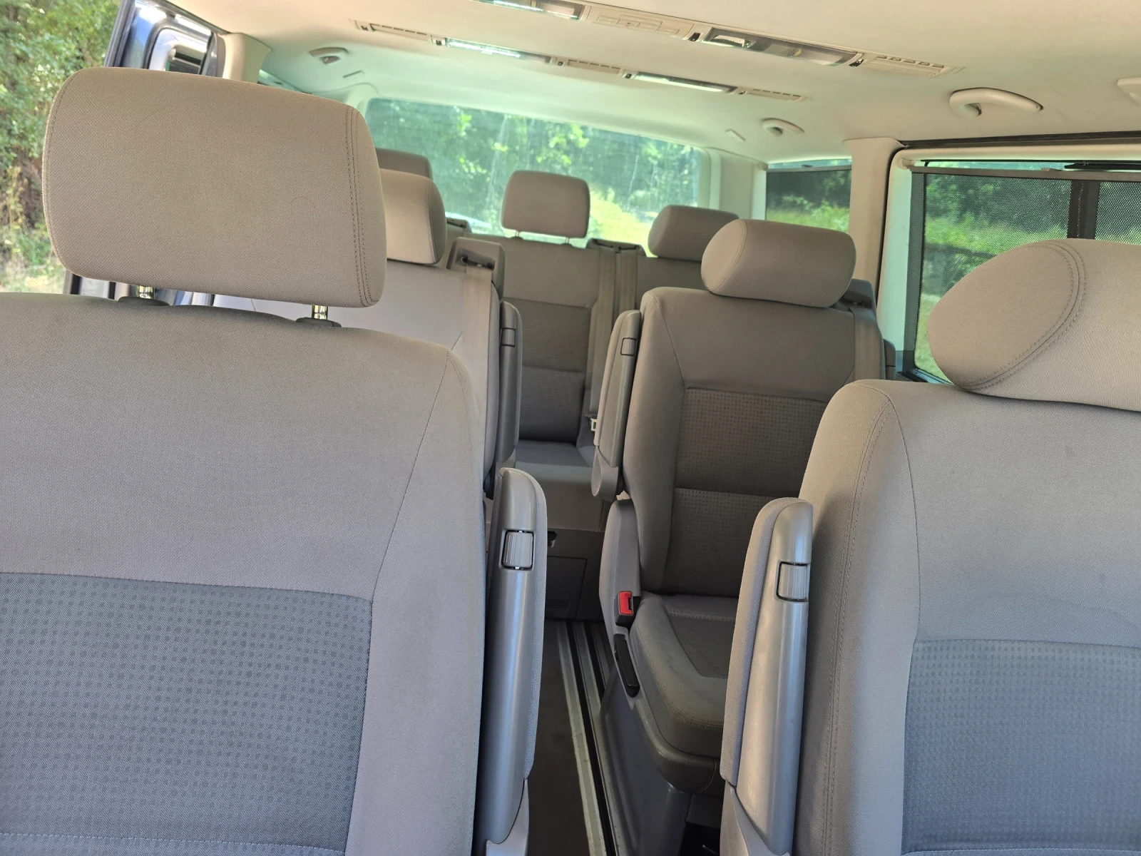 VW Multivan, снимка 9 - Автомобили и джипове - 55539465