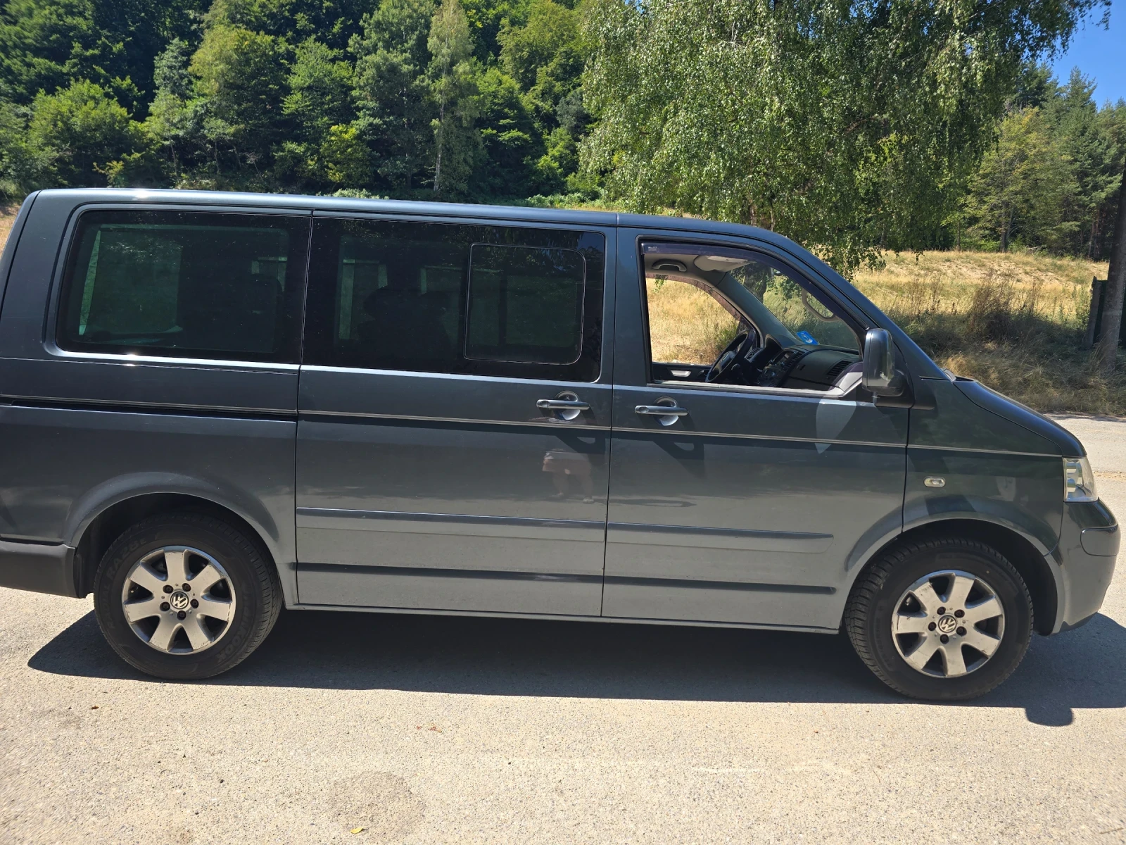 VW Multivan, снимка 6 - Автомобили и джипове - 55539465