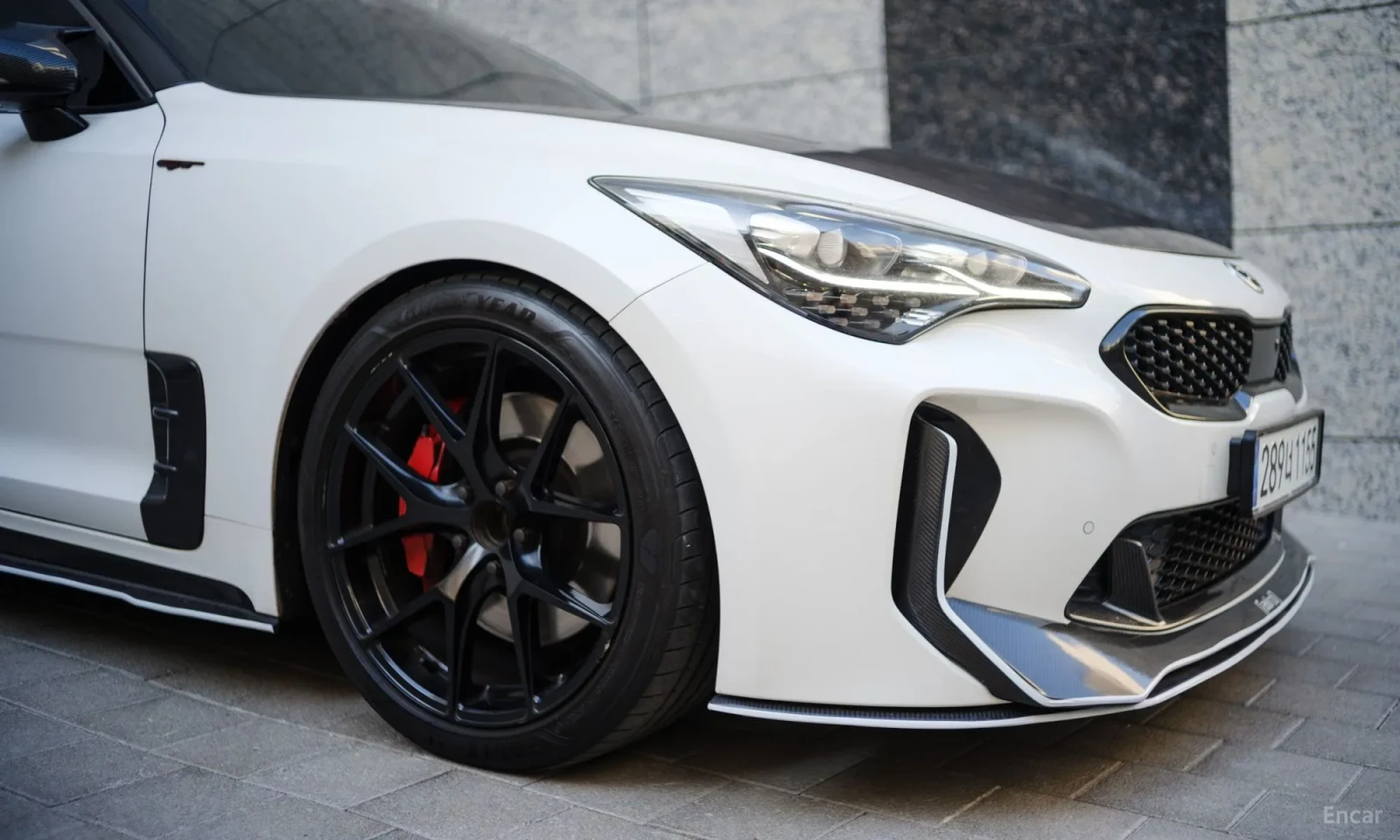 Kia Stinger 3.3 Бензин\Хед ап\360 Камери, снимка 5 - Автомобили и джипове - 55584092