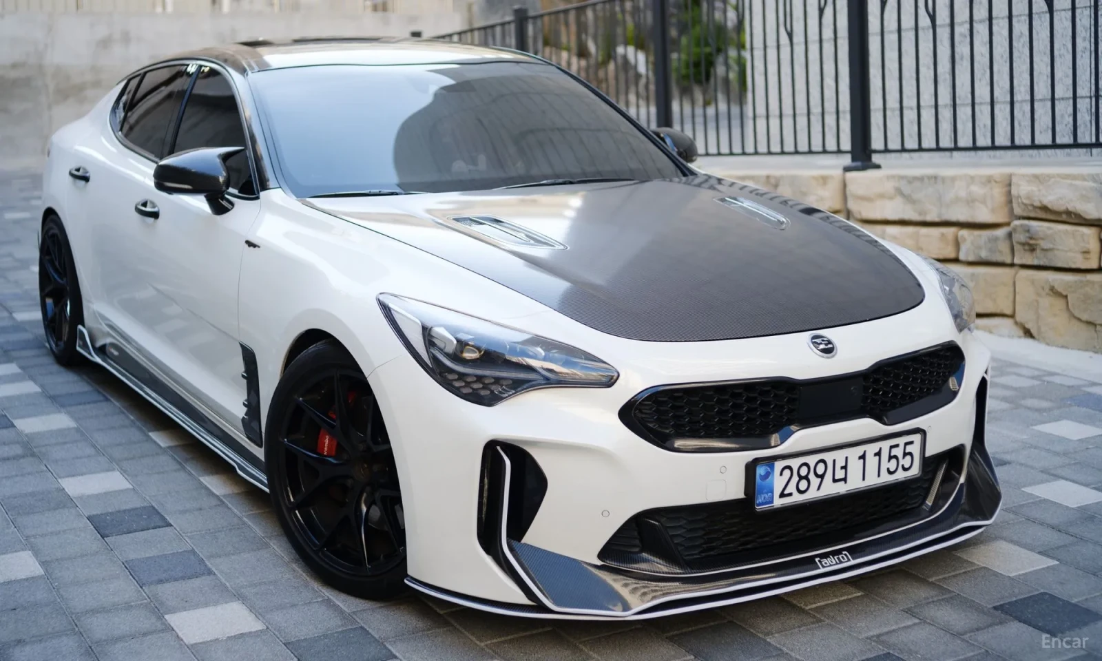 Kia Stinger 3.3 Бензин\Хед ап\360 Камери, снимка 3 - Автомобили и джипове - 55584092