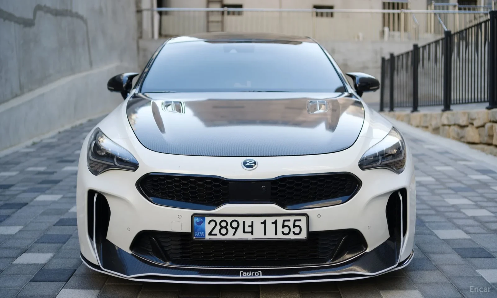 Kia Stinger 3.3 Бензин\Хед ап\360 Камери, снимка 11 - Автомобили и джипове - 55584092