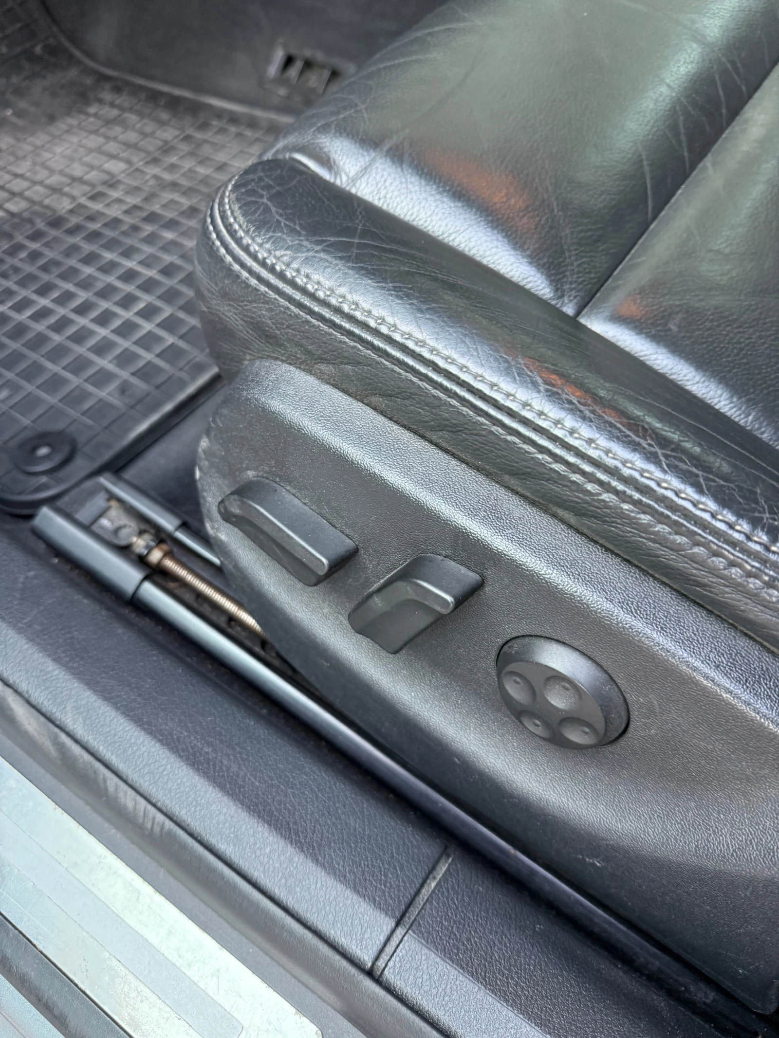 Audi A4 3.0 ТДИ , снимка 14 - Автомобили и джипове - 55631972