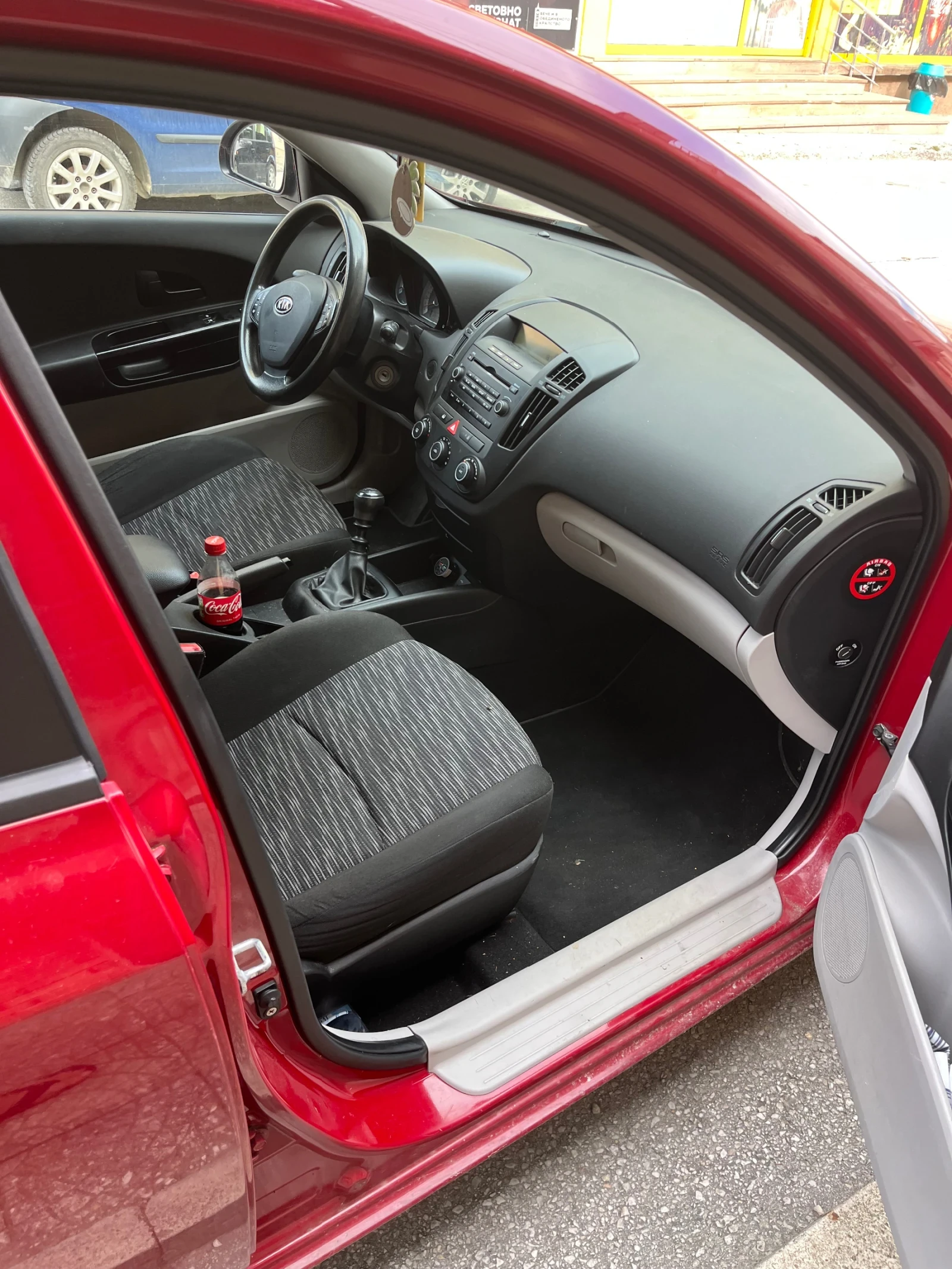 Kia Ceed, снимка 9 - Автомобили и джипове - 55941479