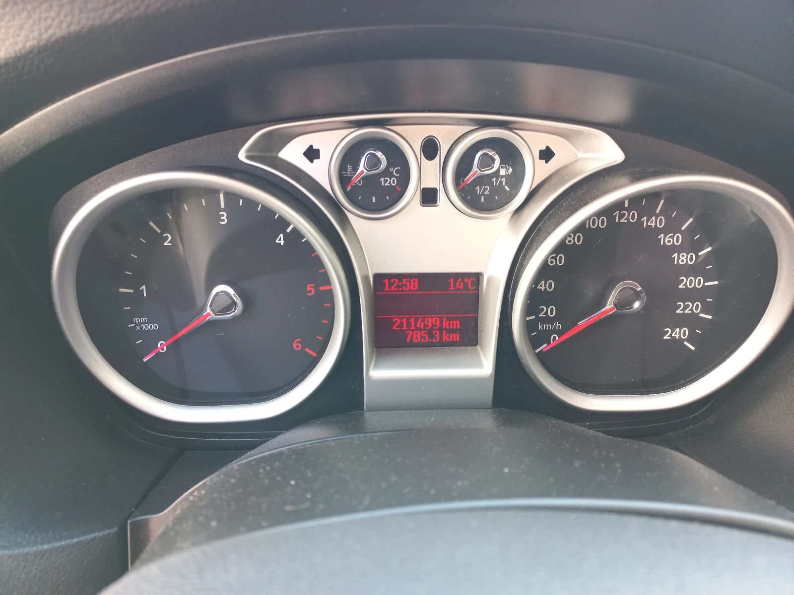 Ford Focus 1.6 TDCI | Mobile.bg � ����������� 6