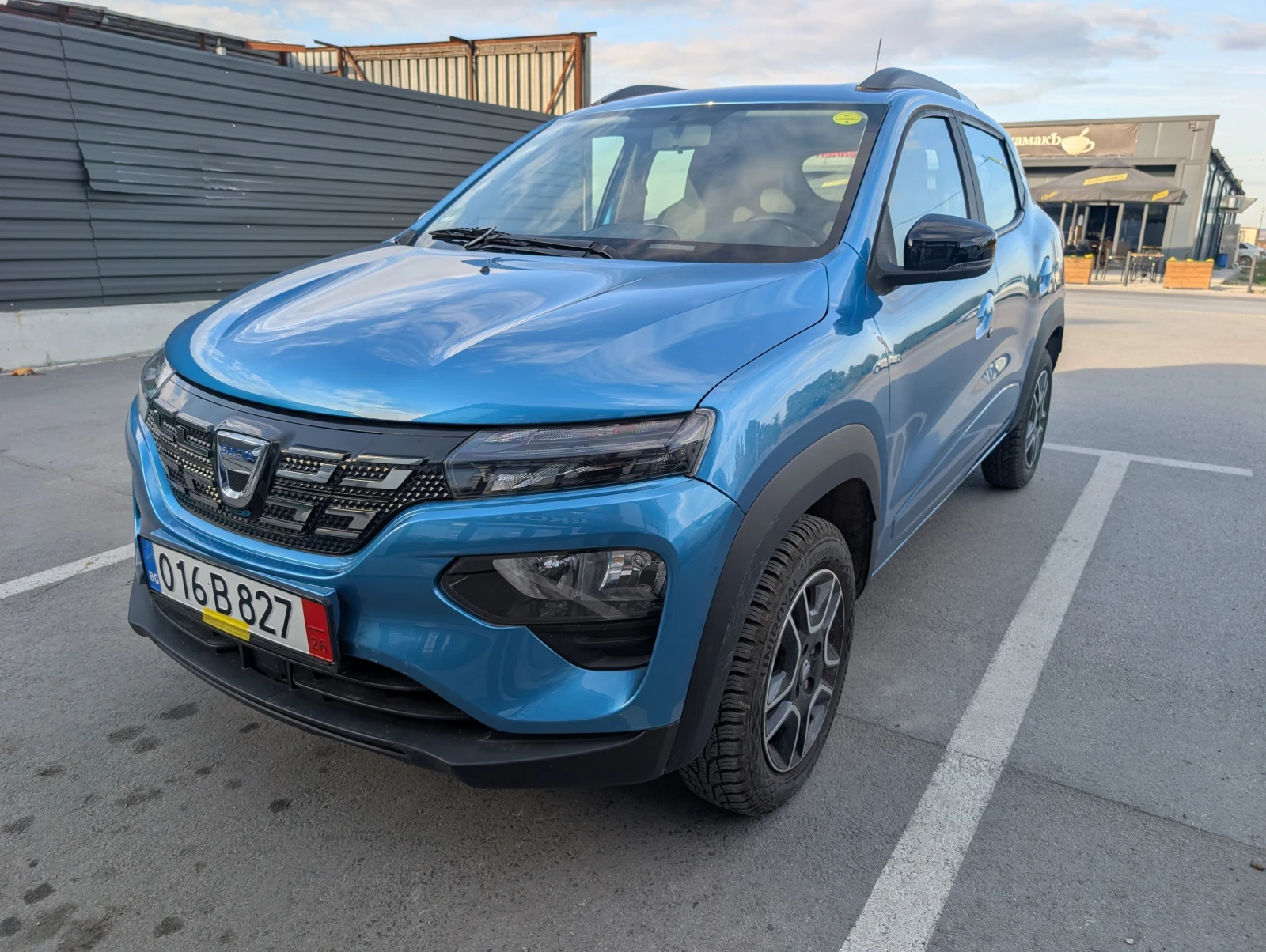 Dacia Spring, снимка 2 - Автомобили и джипове - 56281046