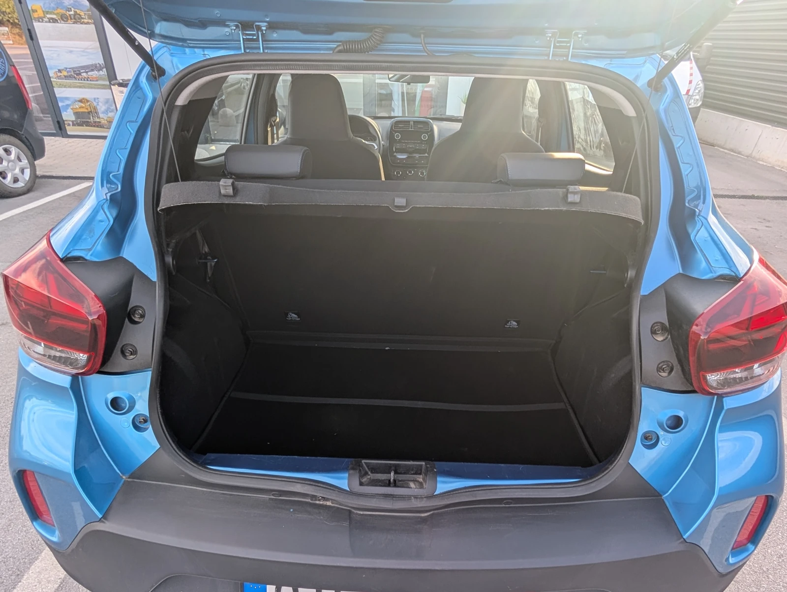 Dacia Spring, снимка 7 - Автомобили и джипове - 56281046