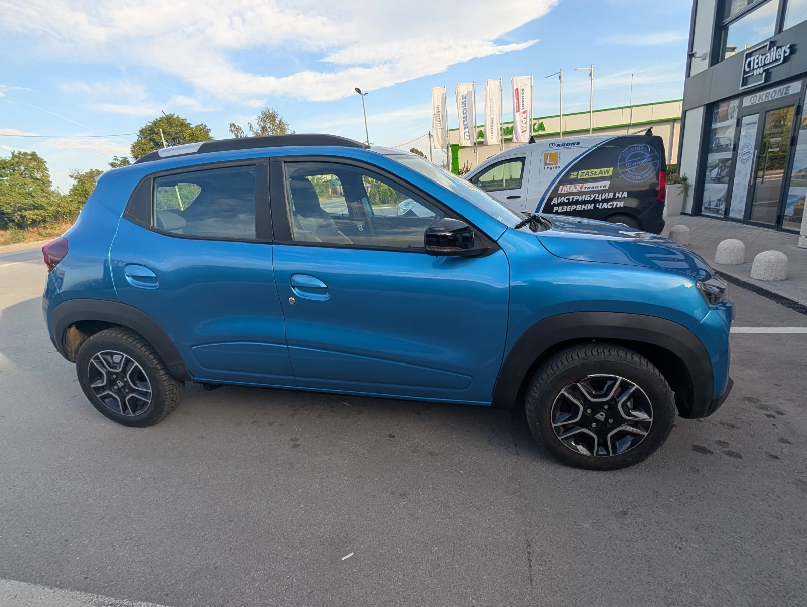Dacia Spring, снимка 4 - Автомобили и джипове - 56281046