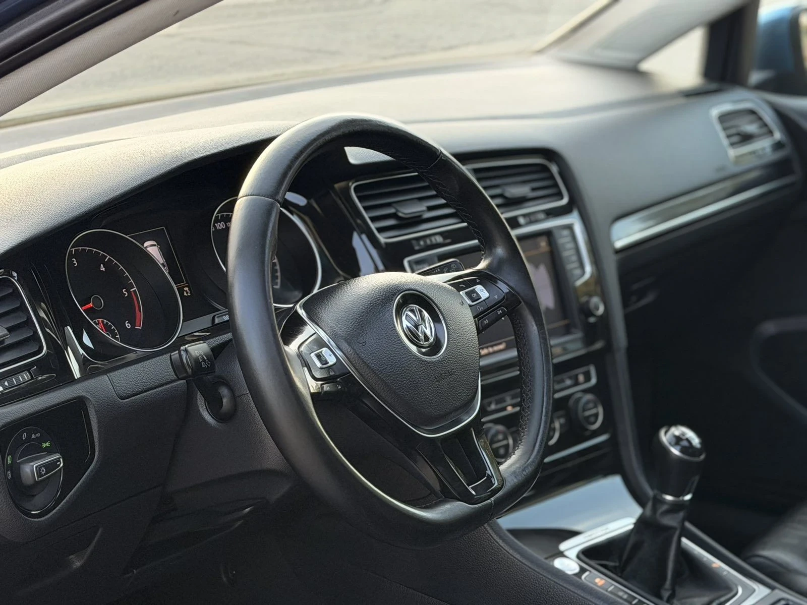 VW Golf * HIGHLINE EXCLUSIVE * 2.0TDI 150ps * 4-MOTION 4X4, снимка 12 - Автомобили и джипове - 56733492