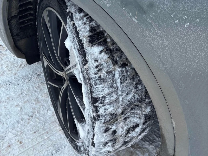 Audi SQ5 * Technik * CARFAX * БЕЗ ПЪРВОНАЧАЛНА ВНОСКА, снимка 17 - Автомобили и джипове - 53077274