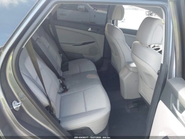 Hyundai Tucson 123к км* SE* Камера* Подгрев* , снимка 11 - Автомобили и джипове - 53232599