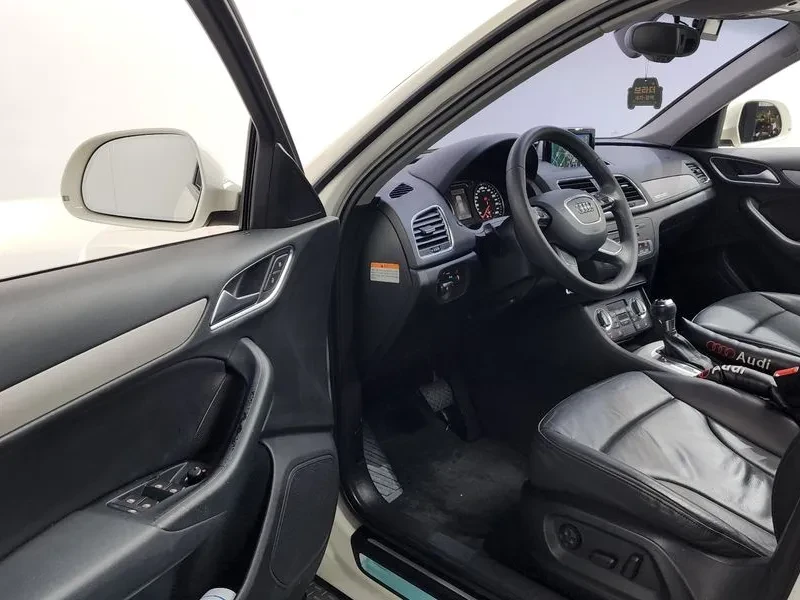 Audi Q3 2.0 Tdi Quattro Off-Road 8U, снимка 10 - Автомобили и джипове - 54930982