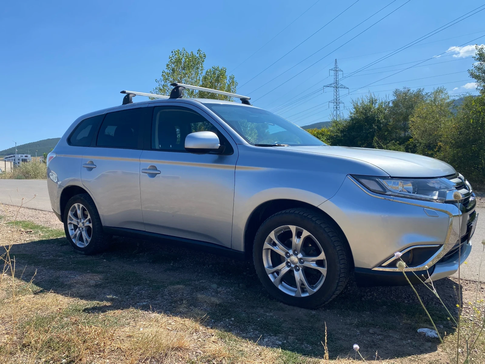 Mitsubishi Outlander 2.4I, 4x4 - изображение 4