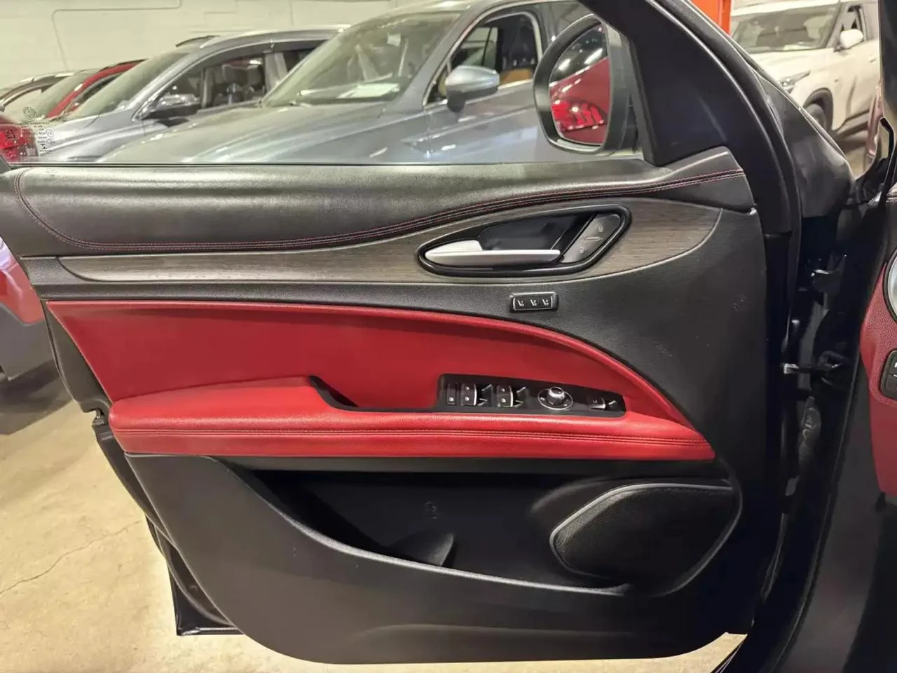 Alfa Romeo Stelvio Q4* DISTRONIC* 2.0TI* * *  | Mobile.bg   13