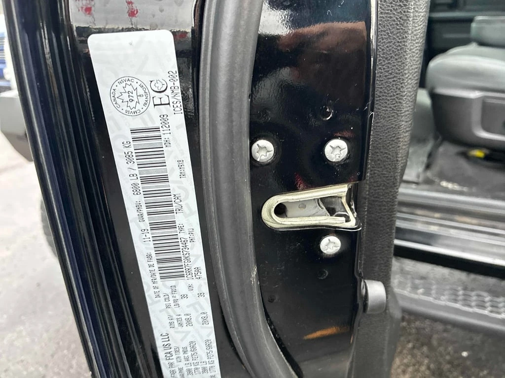 Dodge RAM 1500 2019 Express * CARFAX * ��� ������������ ������ | Mobile.bg � ����������� 10