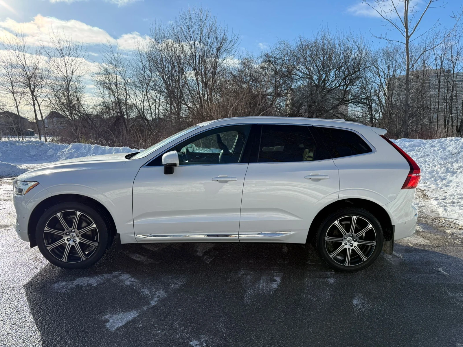 Volvo XC60 CAR FAХ * ЦЕНА ДО БЪЛГАРИЯ * АВТО КРЕДИТ, снимка 2 - Автомобили и джипове - 54067378