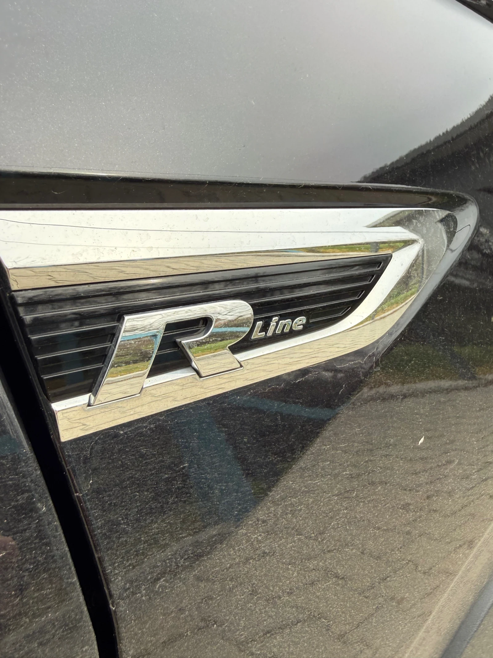 VW Tiguan 2.0 TFSI R-Line, снимка 11 - Автомобили и джипове - 54370469