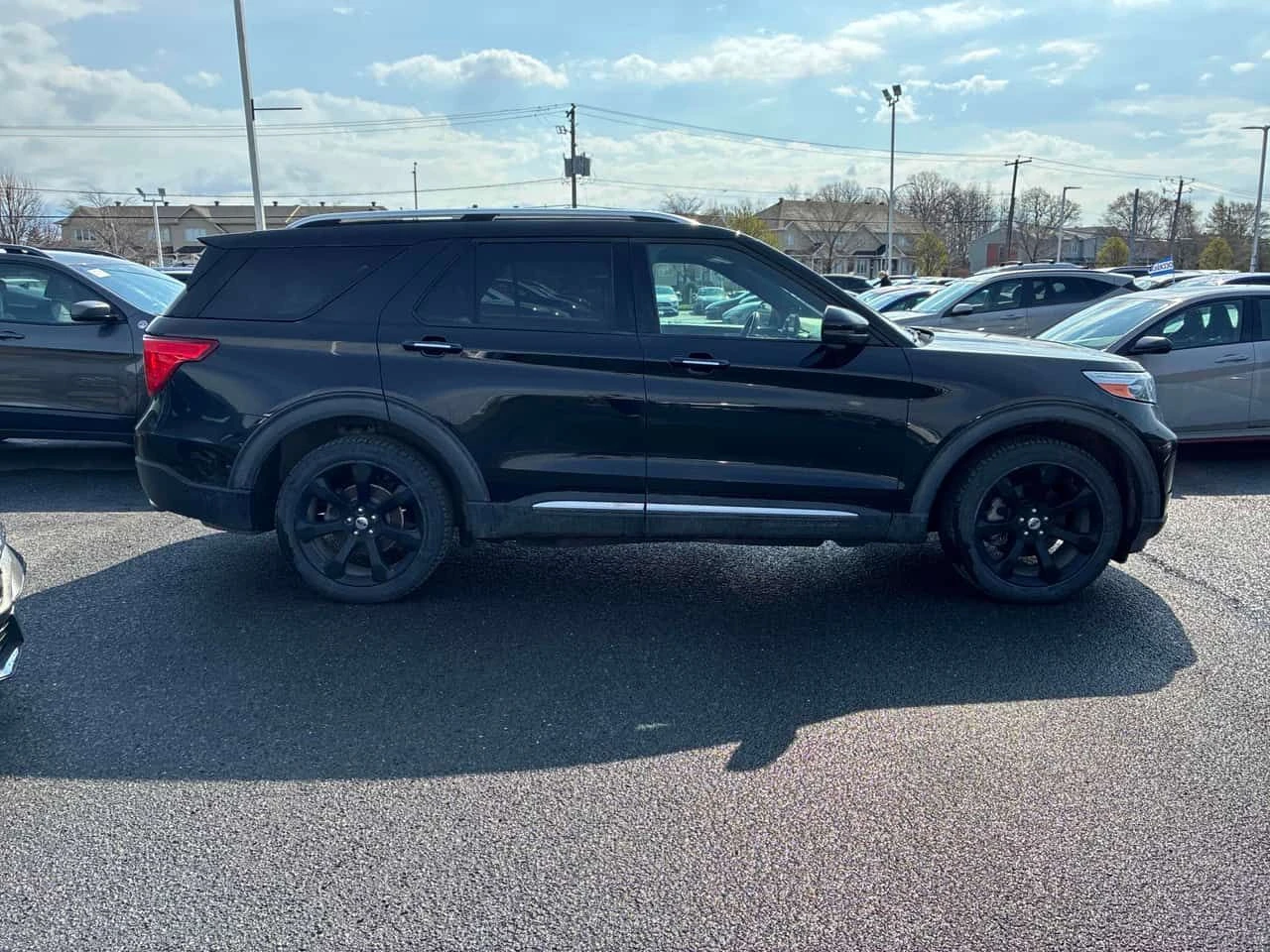 Ford Explorer * Platinum * PANO* KEYLESS* ПОДГРЕВ* , снимка 3 - Автомобили и джипове - 54442331