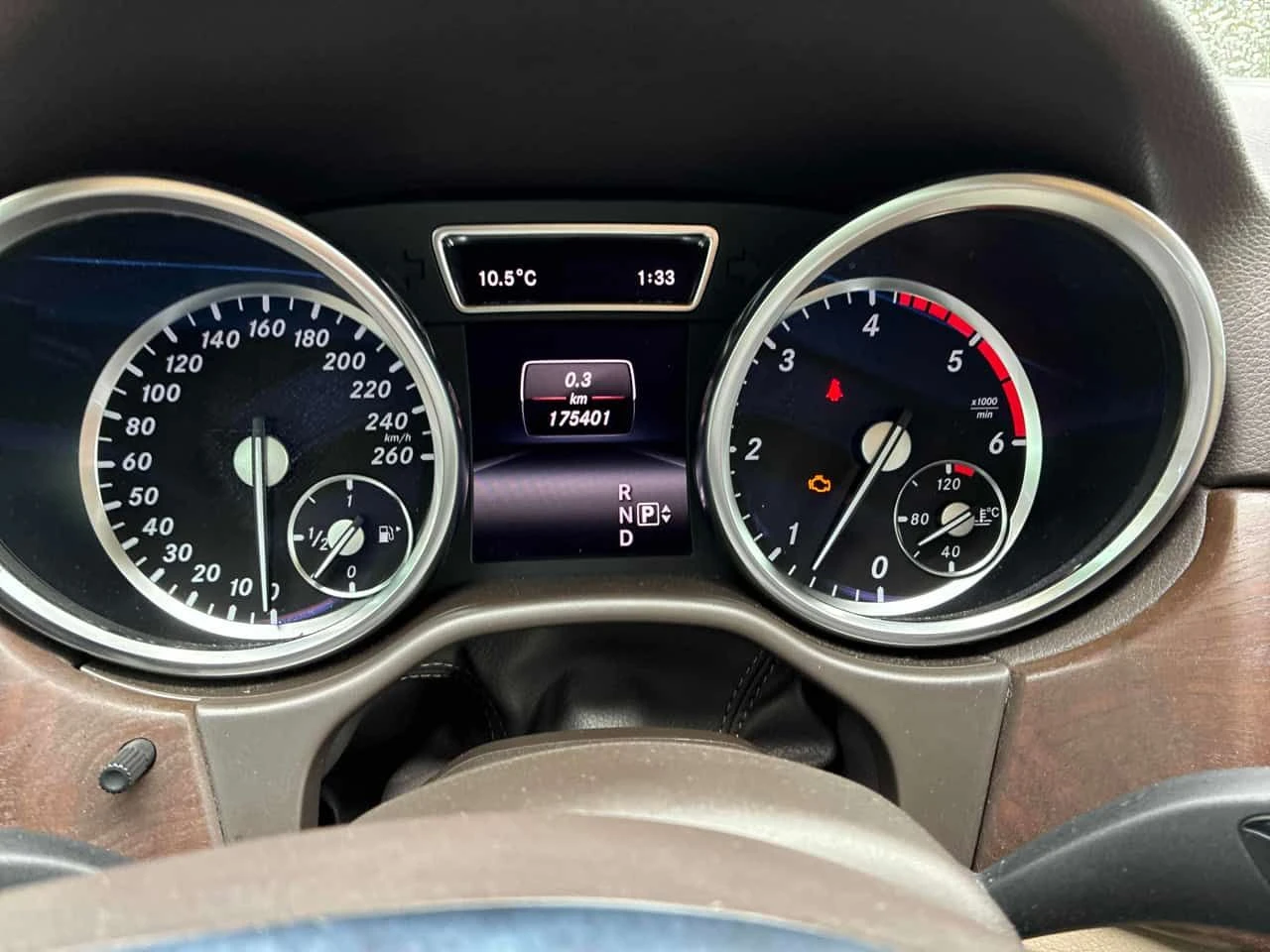 Mercedes-Benz ML 350 * BlueTEC * ПРЕДСТАВИТЕЛСТВО * 360 * ПАМЕТ * ПОДГР, снимка 8 - Автомобили и джипове - 54480324