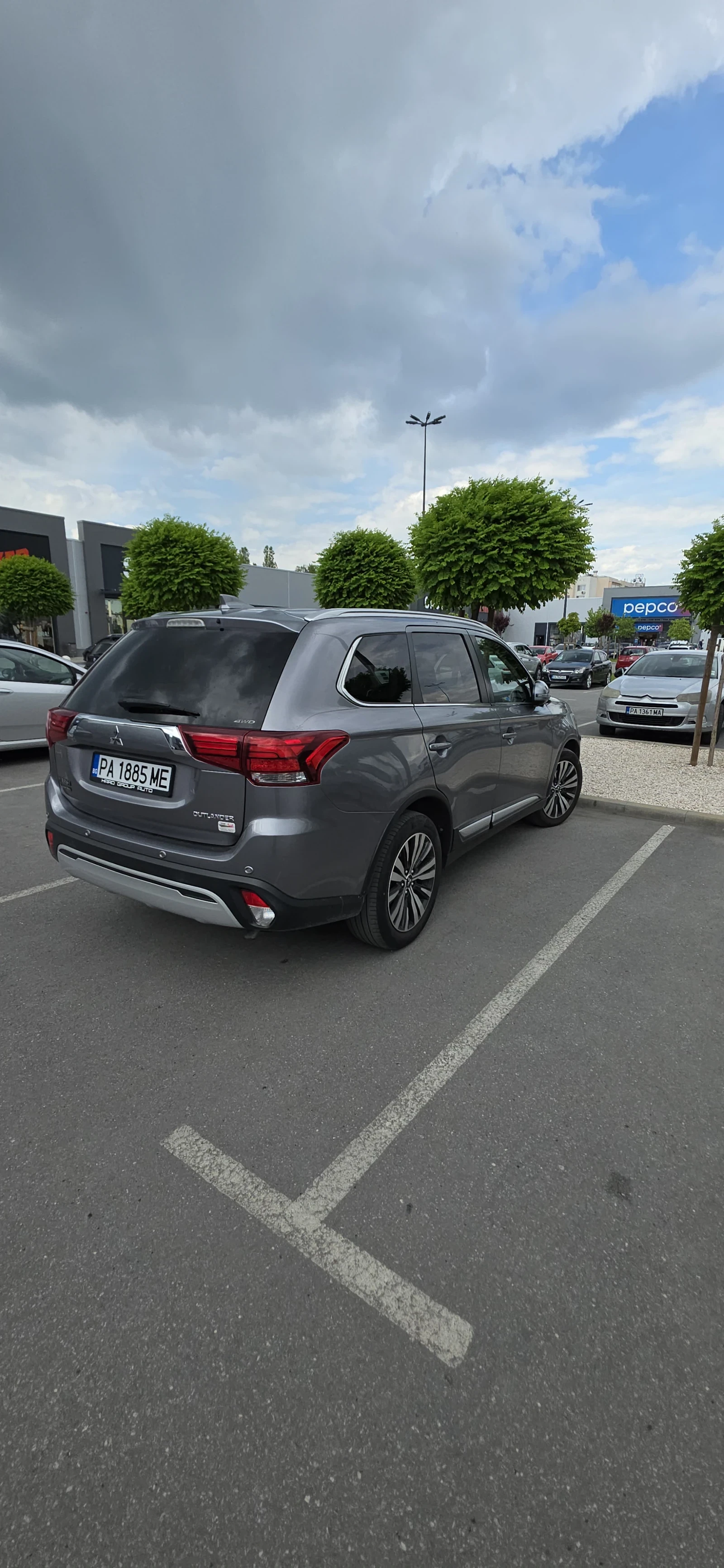 Mitsubishi Outlander, снимка 3 - Автомобили и джипове - 55400301