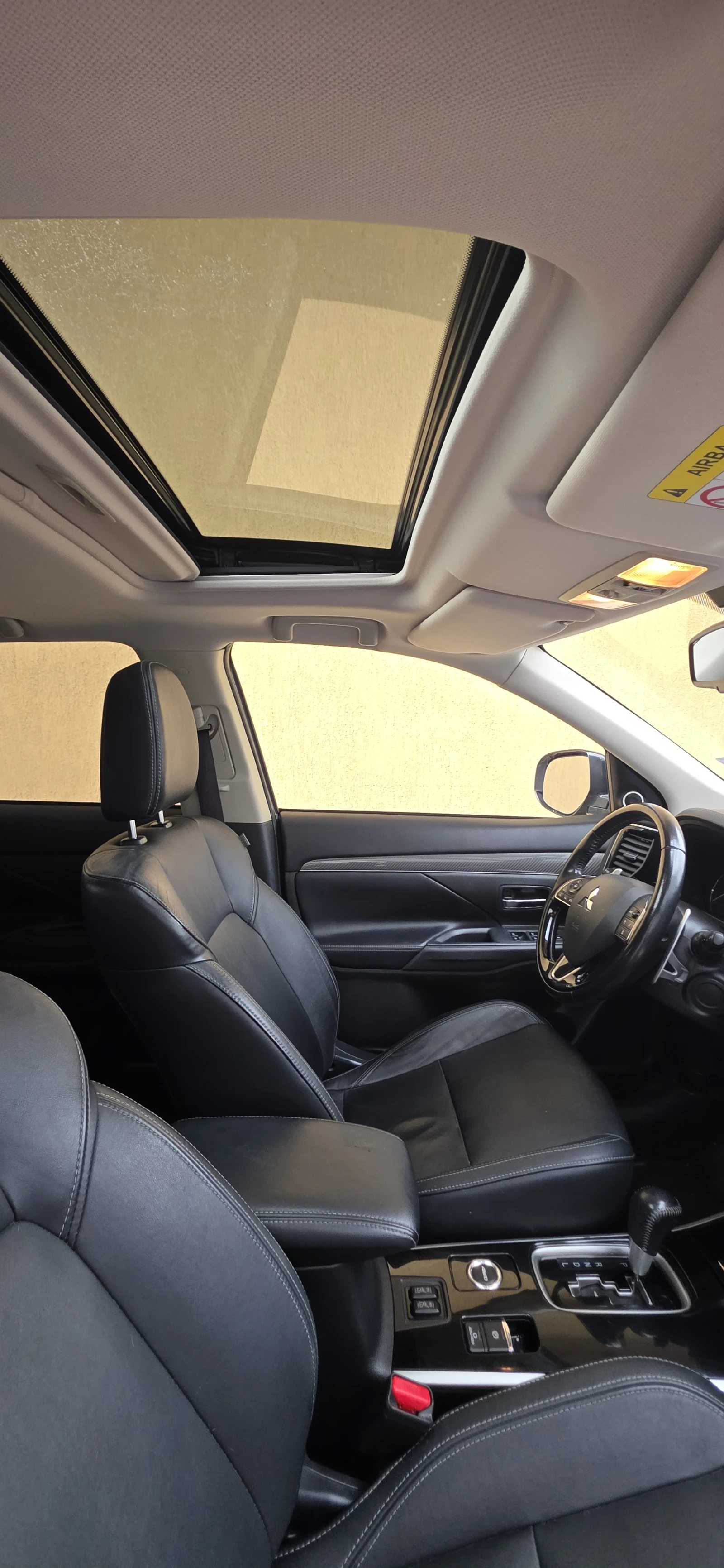 Mitsubishi Outlander 2000 куб, снимка 9 - Автомобили и джипове - 56181156