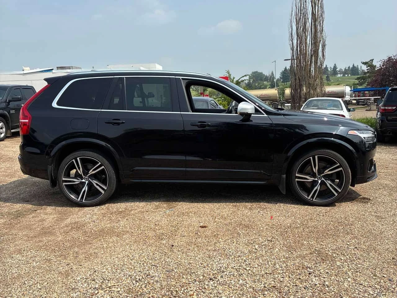 Volvo Xc90 T8 R Design/CARFAX/КЛИП НА МОТОРА/ОБДУХ/ПАНОРАМА, снимка 3 - Автомобили и джипове - 55418166