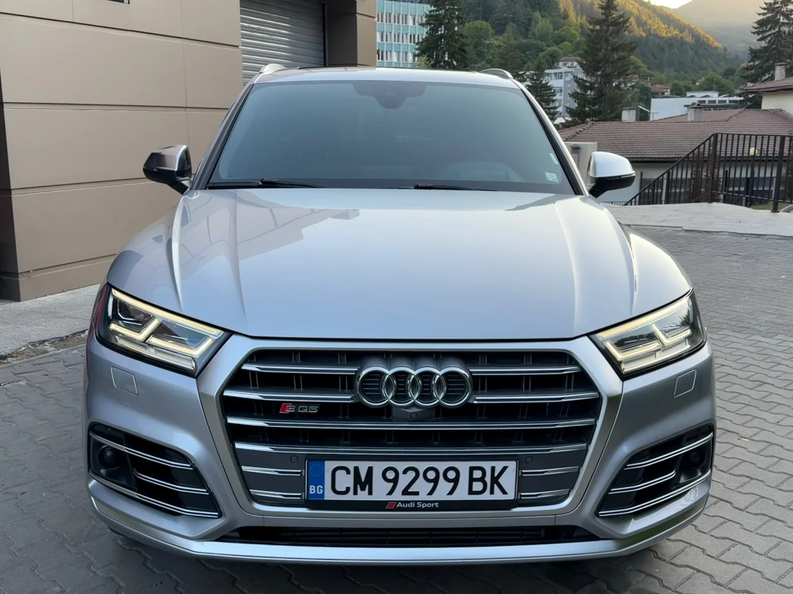 Audi SQ5 HeadUp* 360* B&O* Обдухване* , снимка 2 - Автомобили и джипове - 55571805