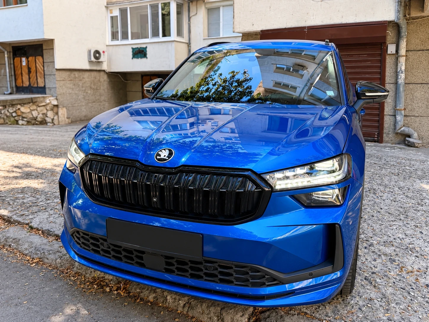Skoda Kodiaq SPORTLINE 130 | 2.0 TSI 204 к.с. 4x4 , снимка 2 - Автомобили и джипове - 56152100
