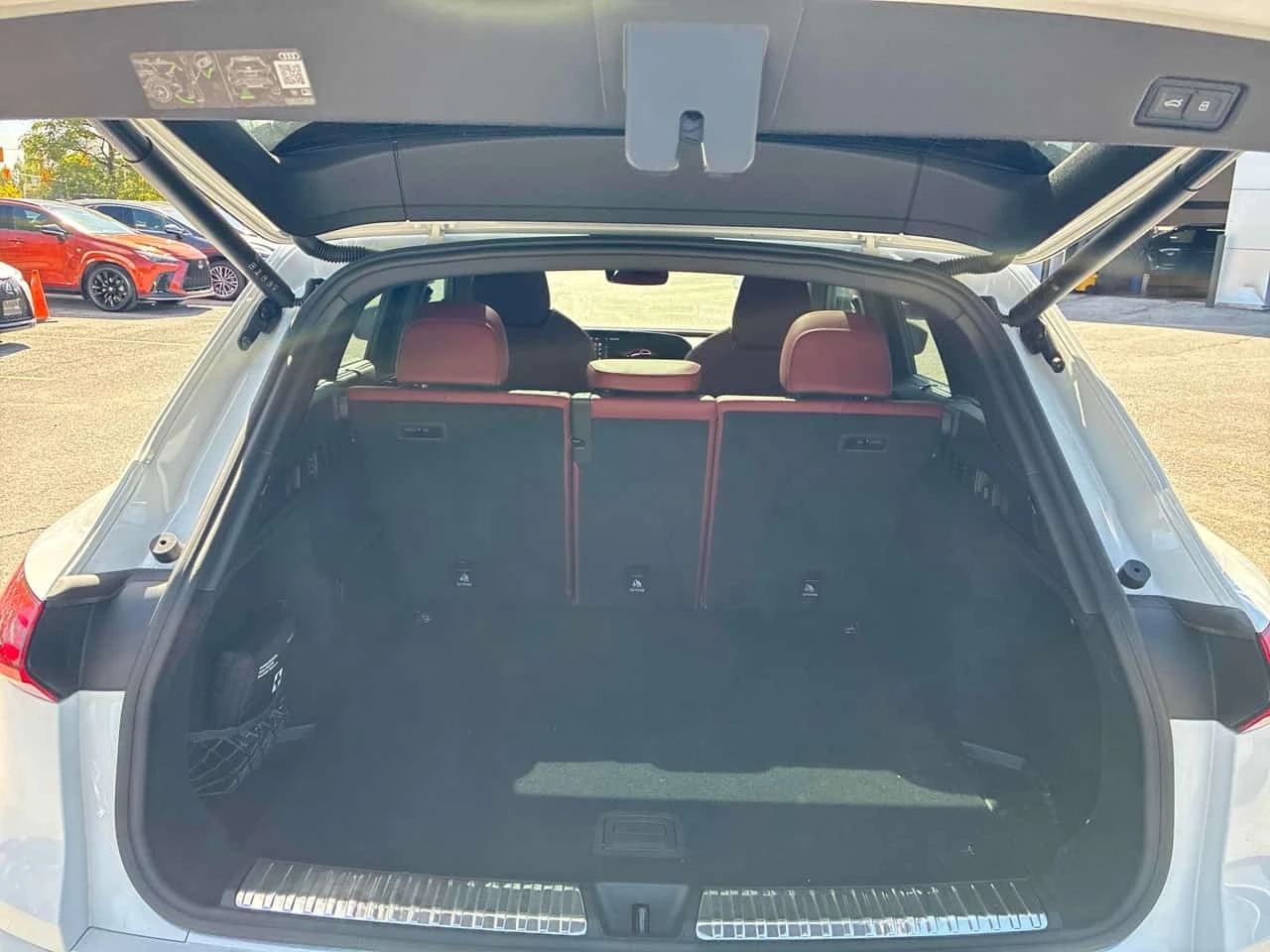 Audi SQ5 * Progressiv * CARFAX * ОПЦИЯ ЗА ФИНАНСИРАНЕ, снимка 15 - Автомобили и джипове - 56199773