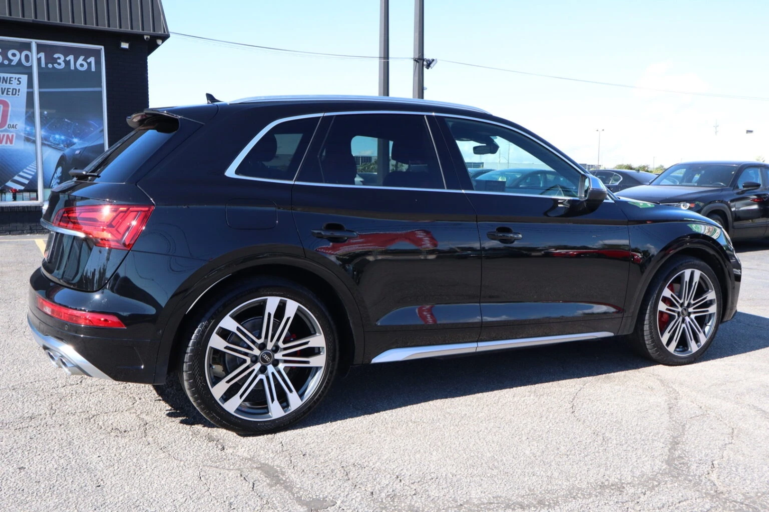 Audi SQ5 Technik S-line Quattro, снимка 5 - Автомобили и джипове - 56358345