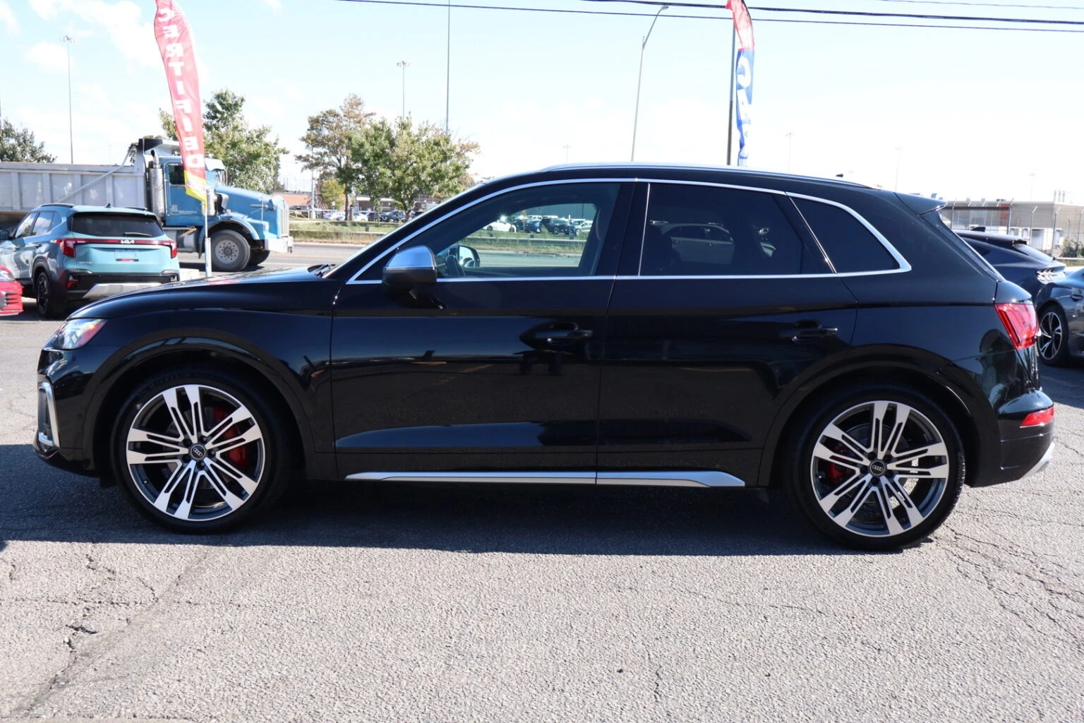 Audi SQ5 Technik S-line Quattro, снимка 2 - Автомобили и джипове - 56358345