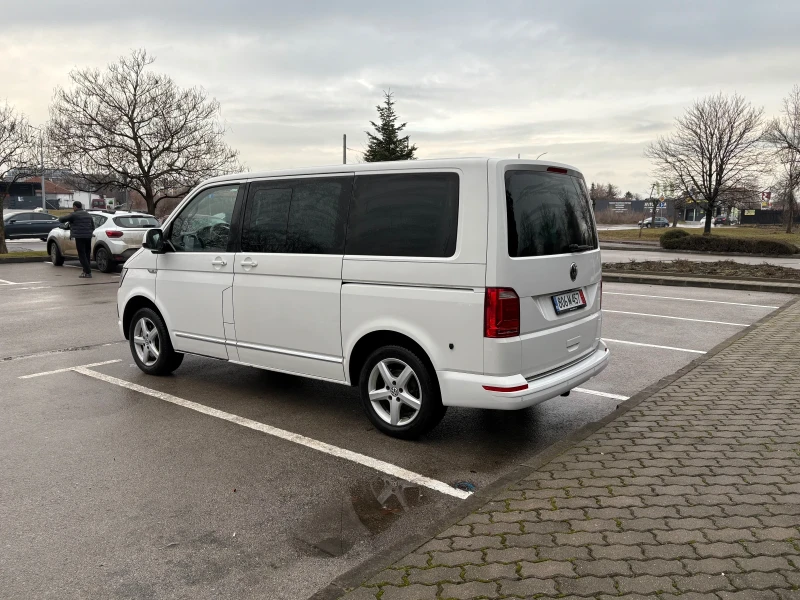 VW Multivan HIGHLINE 4MOTION DSG SWISS, снимка 4 - Бусове и автобуси - 53374421