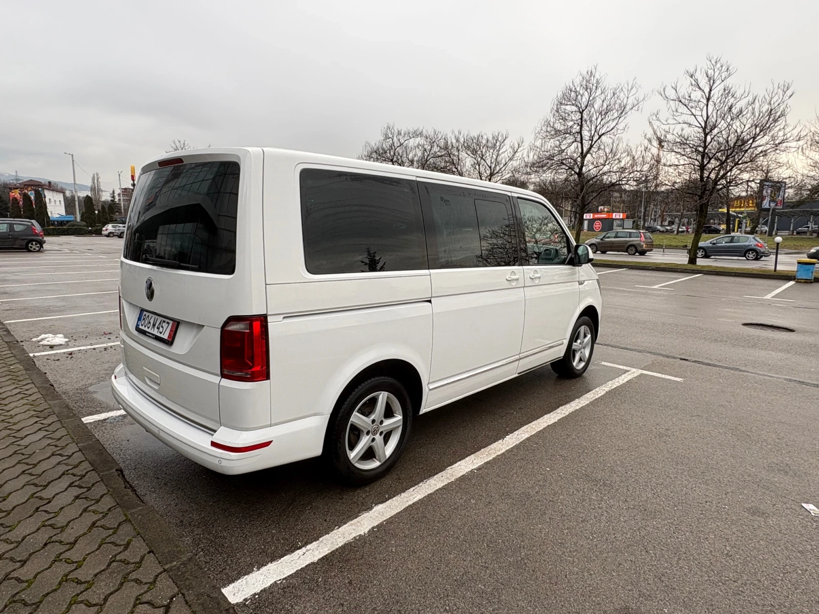 VW Multivan HIGHLINE 4MOTION DSG SWISS - изображение 6