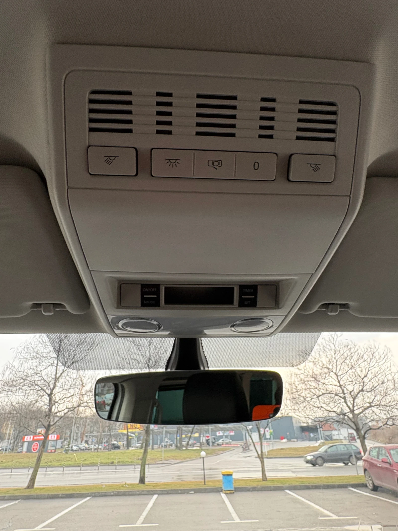 VW Multivan HIGHLINE 4MOTION DSG SWISS | Mobile.bg � ����������� 14