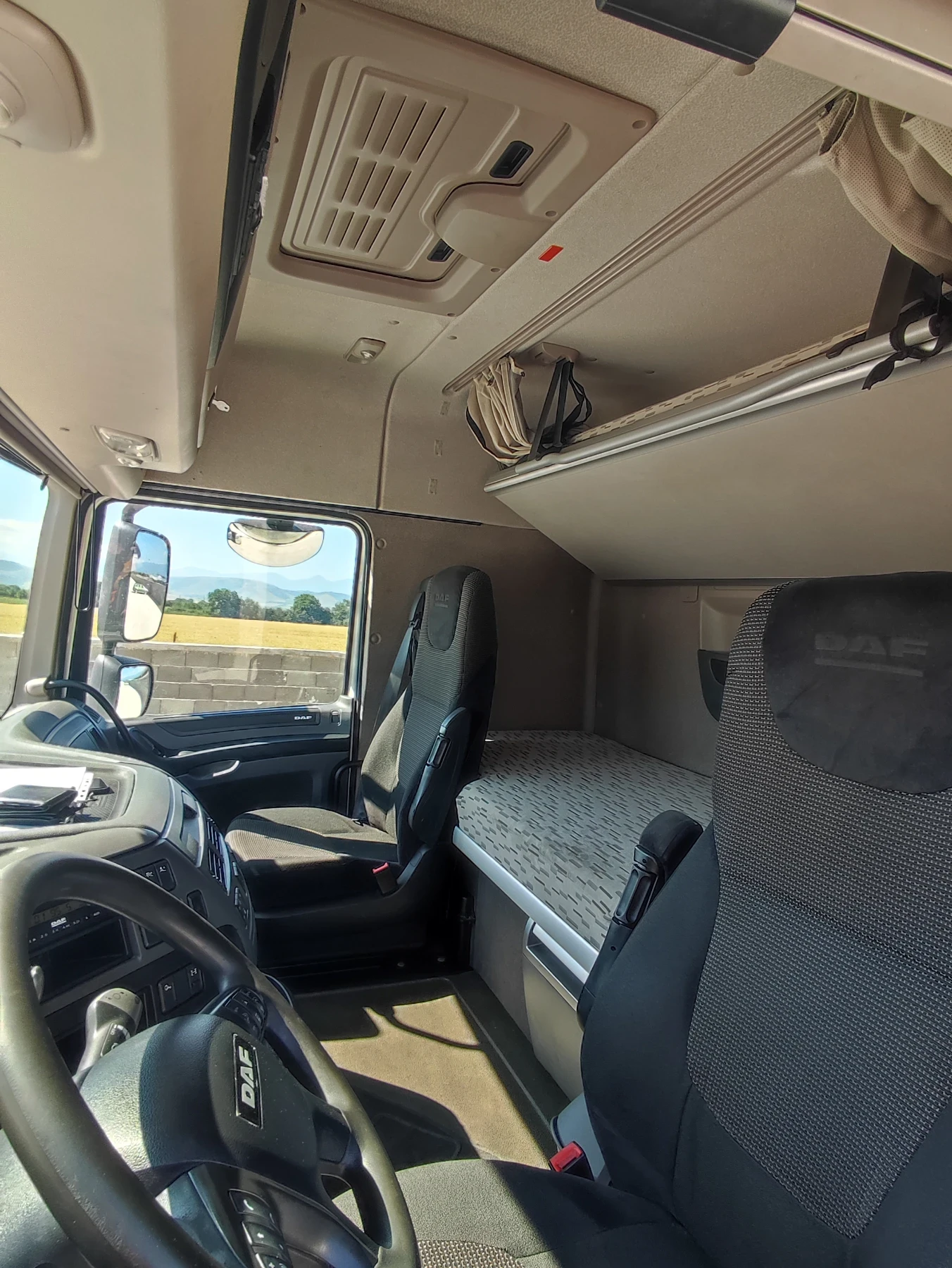Daf FT XF 106  ЦЕНАТА Е ЗА КОМПОЗИЦИЯ , снимка 13 - Камиони - 54844692