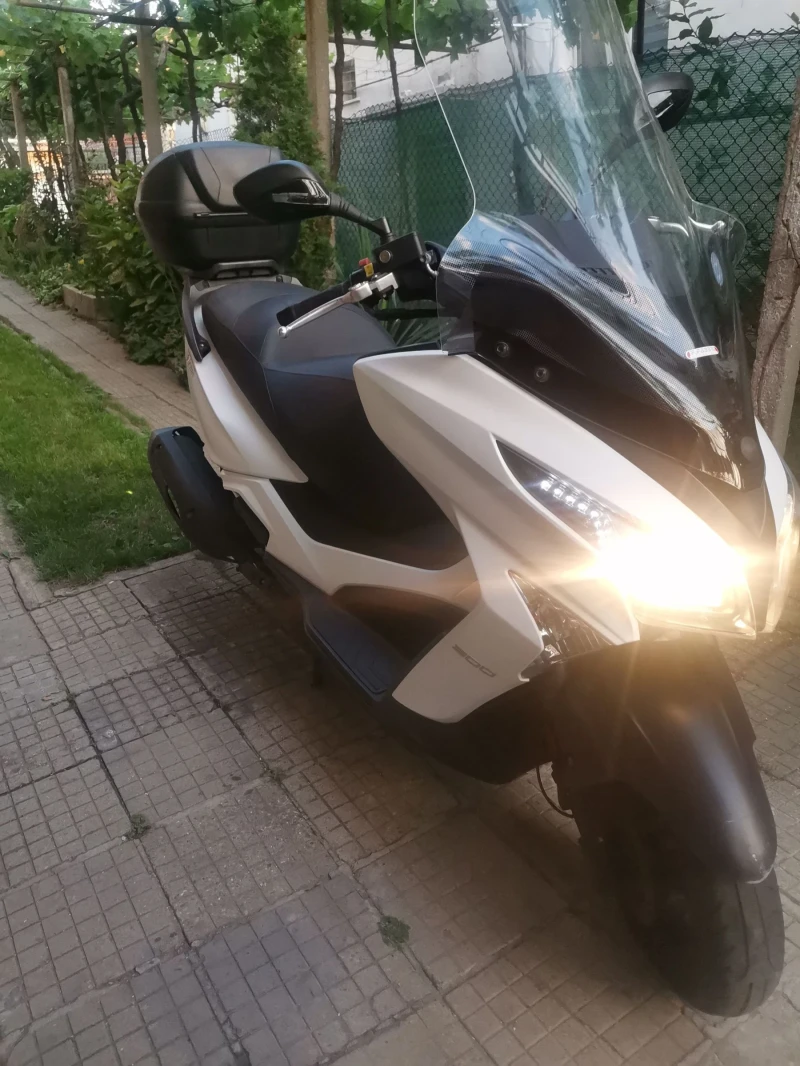 Kymco Downtown Down Town X- Town 300ie ABS, снимка 3 - Мотоциклети и мототехника - 52571467