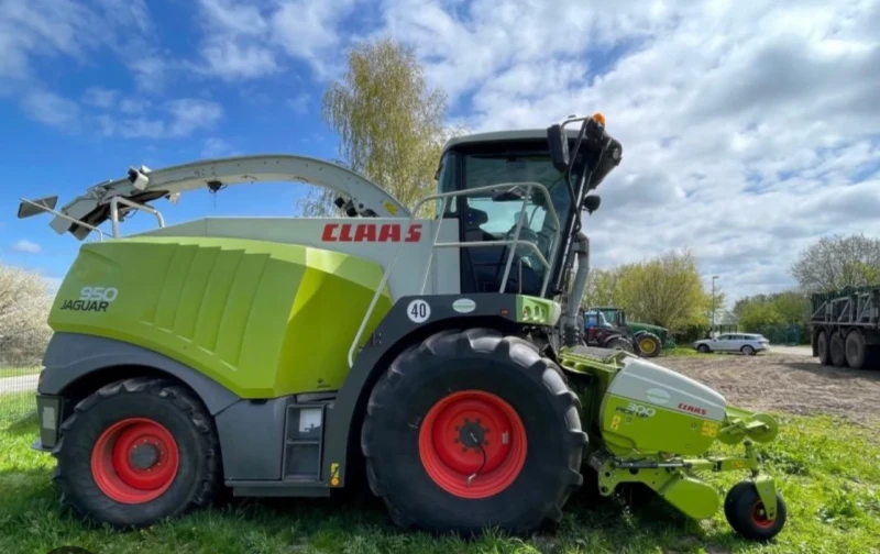 Комбайн Claas Jaguar 950 SpeedStar 2 хедера, снимка 1 - Селскостопанска техника - 49282112