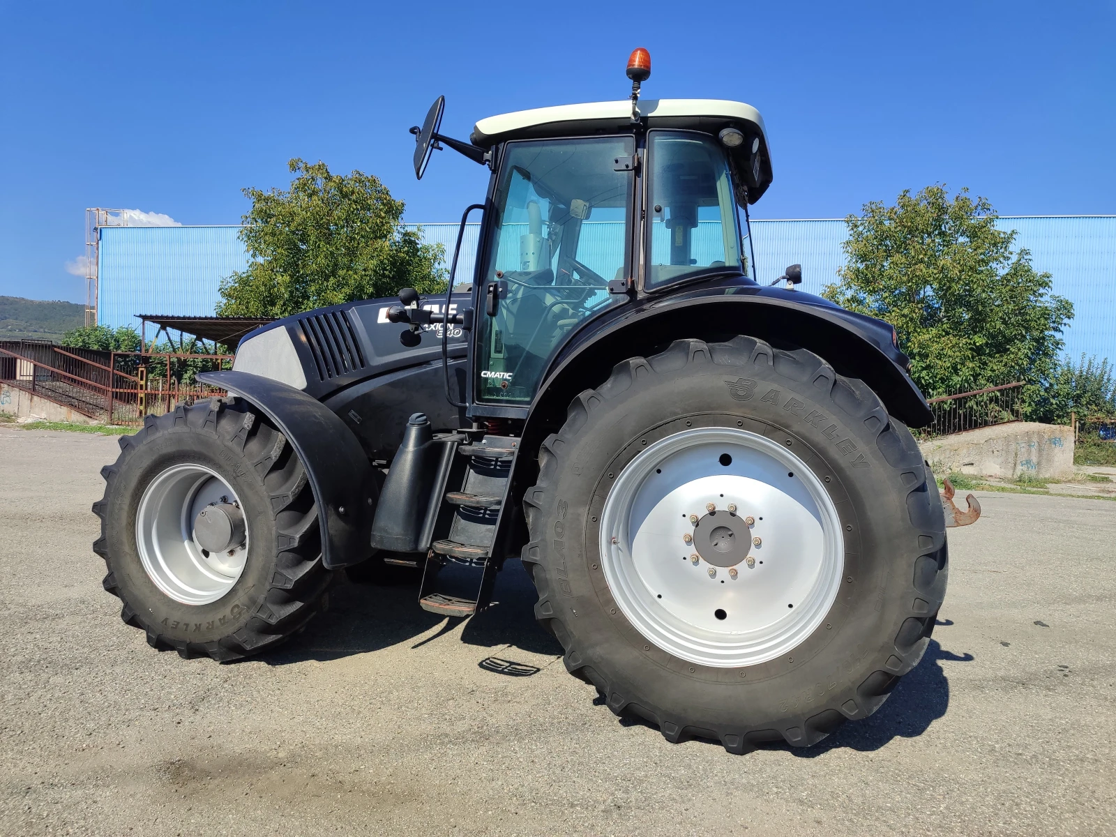 Трактор Claas AXION 840 - изображение 6