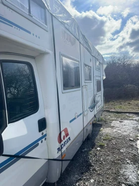 Кемпер Adria Adriatik Coral 670sk, снимка 3 - Каравани и кемпери - 53687653