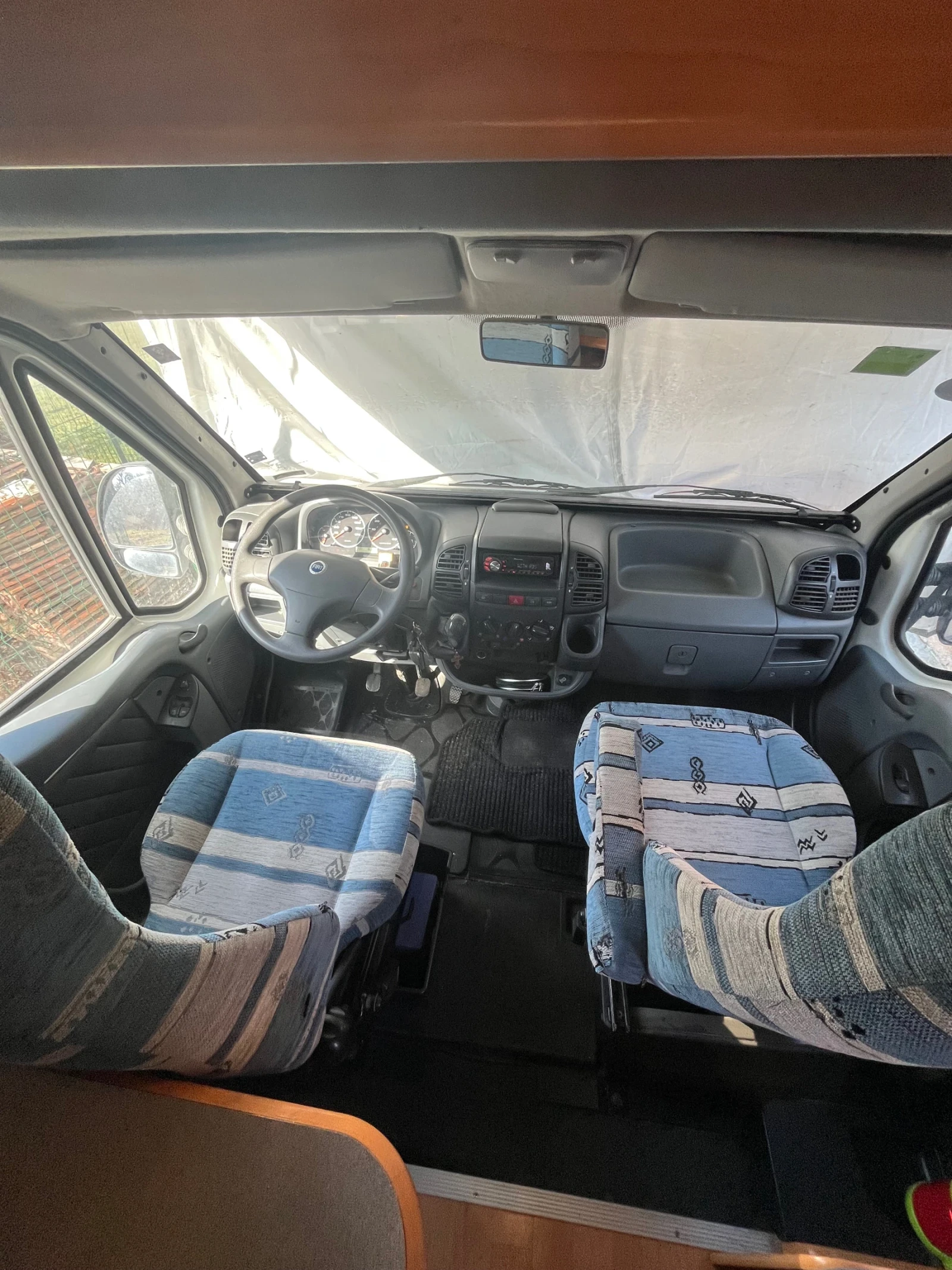 ������ Adria Adriatik Coral 670sk | Mobile.bg � ����������� 12